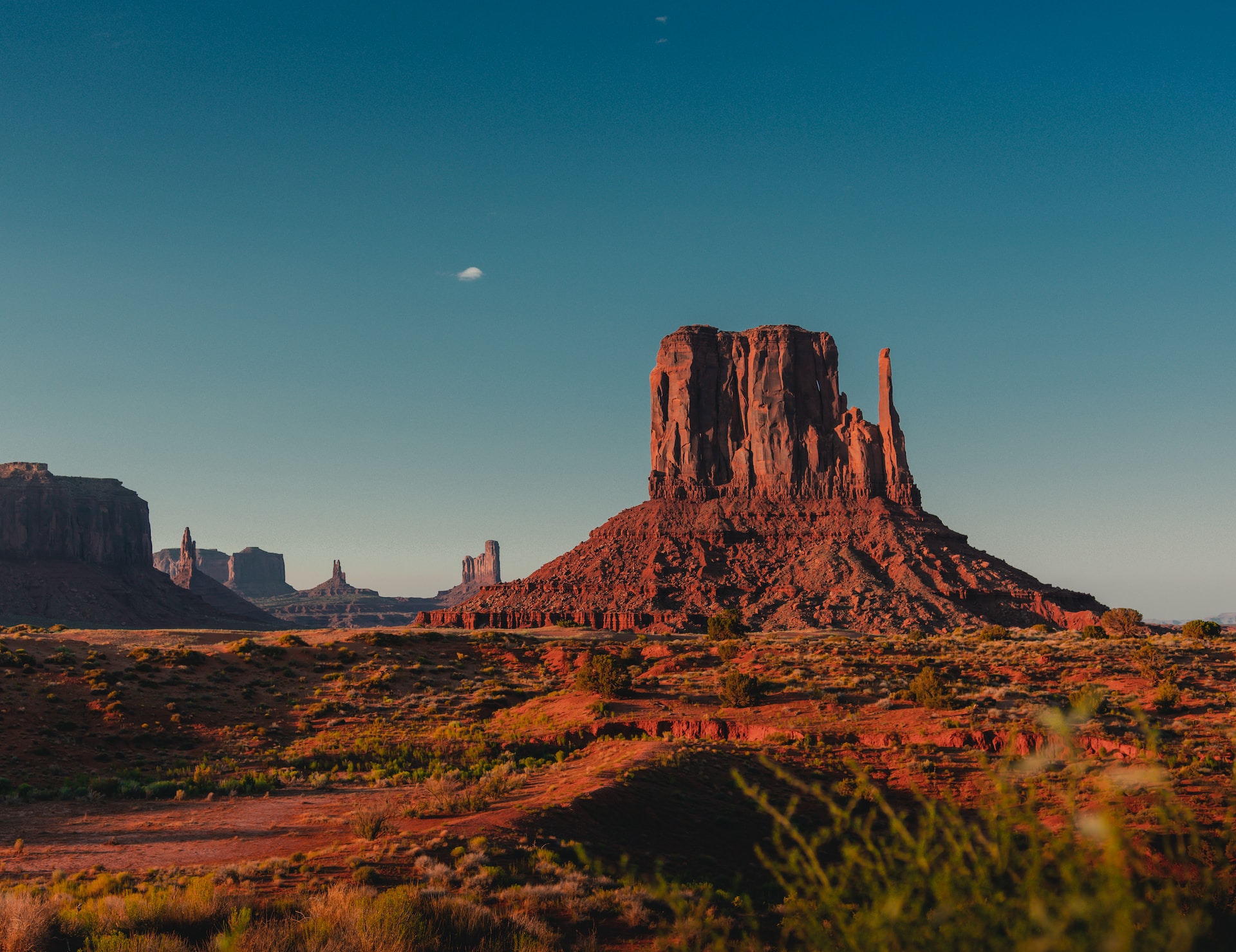 Phoenix Arizona desert skyline and mountains at dusk—backdrop for backyard patio hibachi at home catering